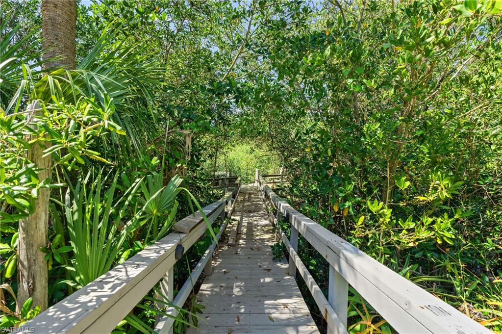 933 Barcarmil Way Naples, FL 34110 - Photo 46 of 48