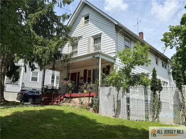 $729,000 | 525 South 3rd Avenue, Highland Park, NJ 08904