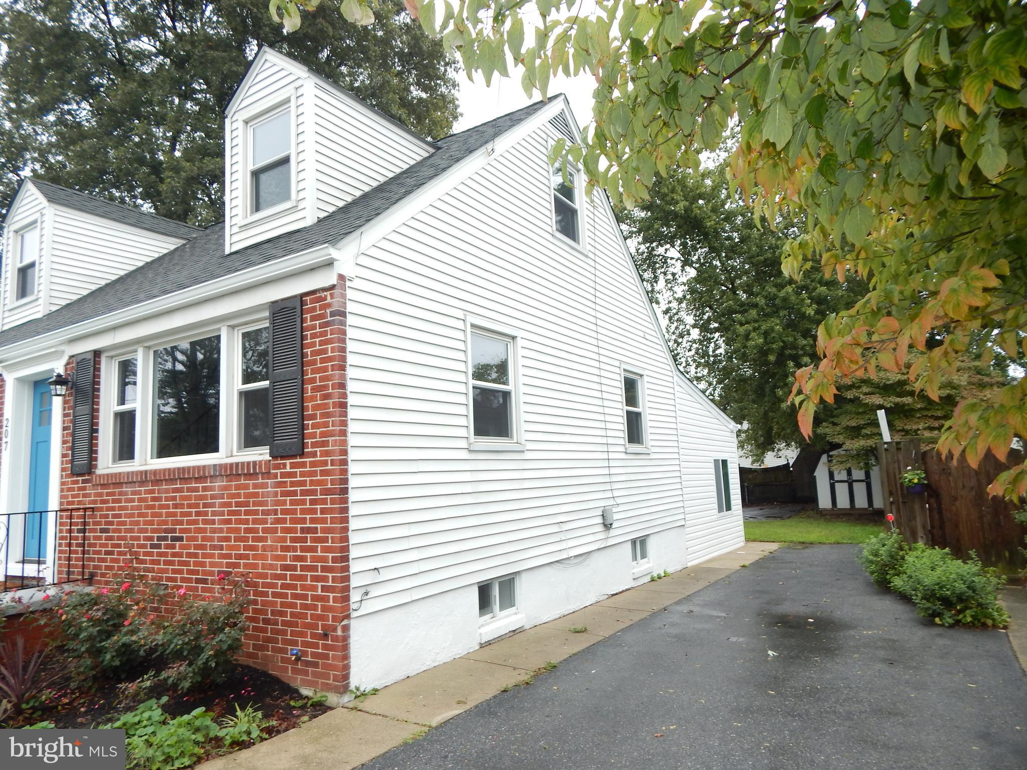 207 Glen Road Pasadena, MD 21122 - Photo 27 of 30 Exterior (Front)