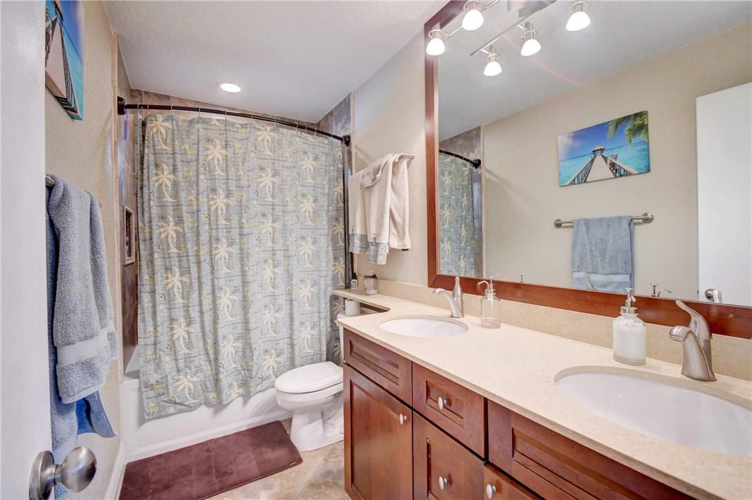 1764 Southwest 13th Place Boca Raton, FL 33486 - Photo 8 of 37 2nd - Guest bathroom