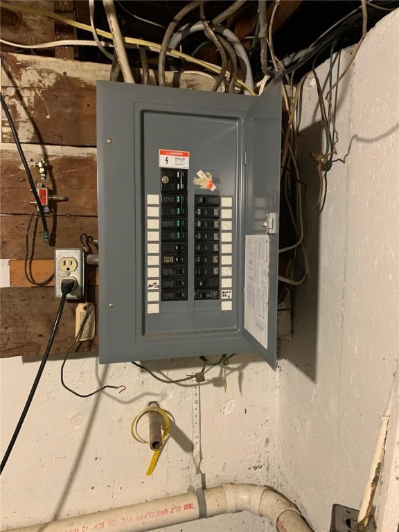 1 Colonial Road East Providence, RI 02914 - Photo 19 of 21