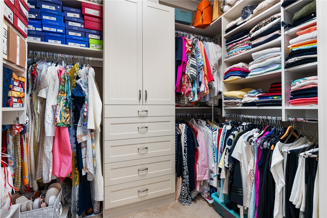 3310 Centerville Road Anderson, SC 29625 - Photo 22 of 47 "Hers" Walk-In Closet
