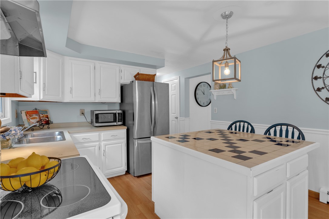 23 Colonial Drive Westerly, RI 02891 - Photo 11 of 40