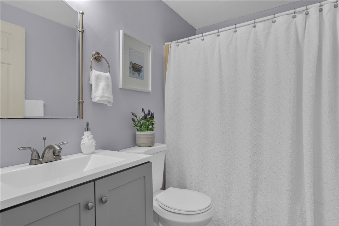 23 Colonial Drive Westerly, RI 02891 - Photo 14 of 40