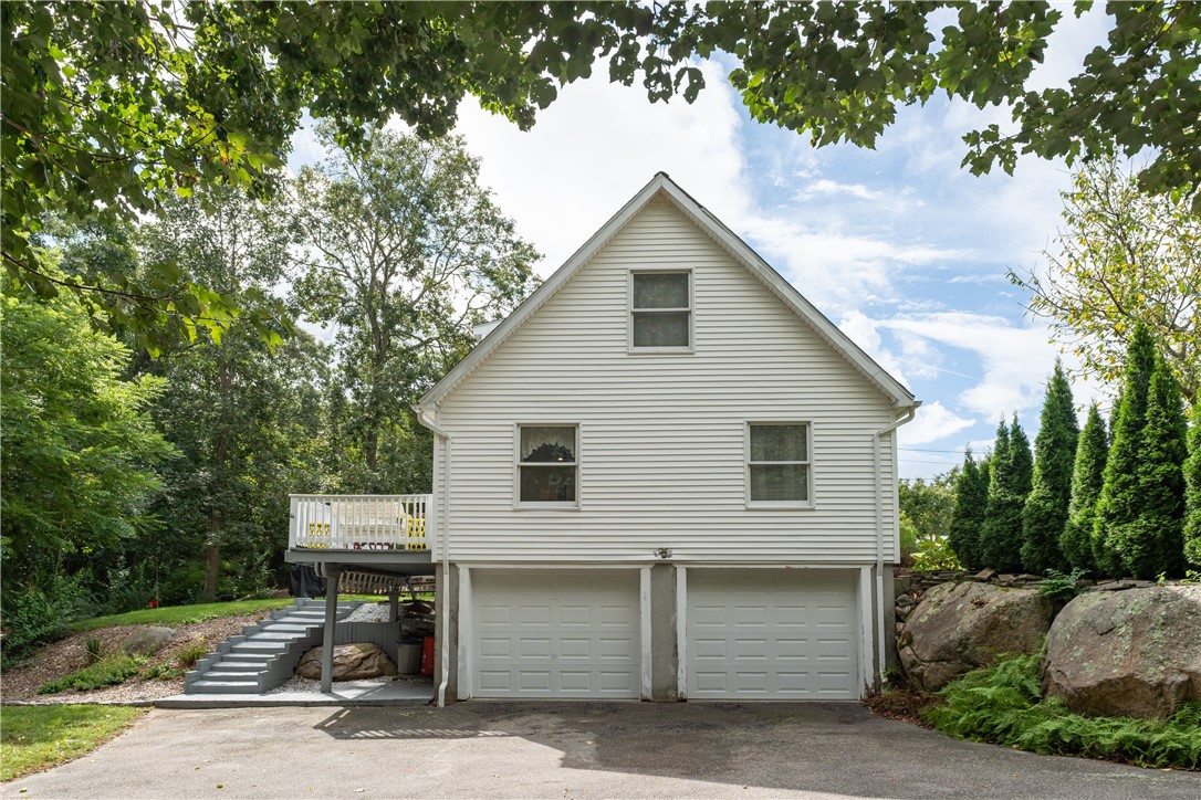 23 Colonial Drive Westerly, RI 02891 - Photo 28 of 40