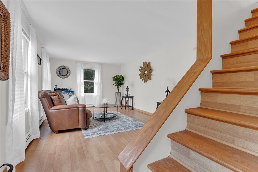 23 Colonial Drive Westerly, RI 02891 - Photo 3 of 40