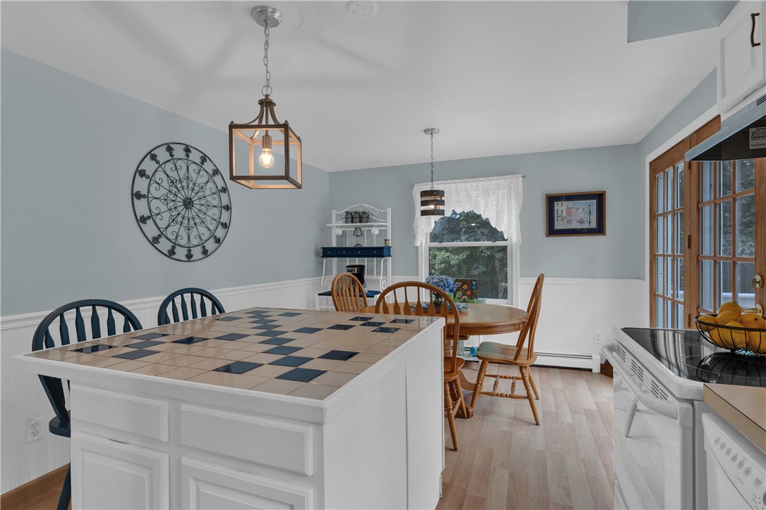 23 Colonial Drive Westerly, RI 02891 - Photo 10 of 40