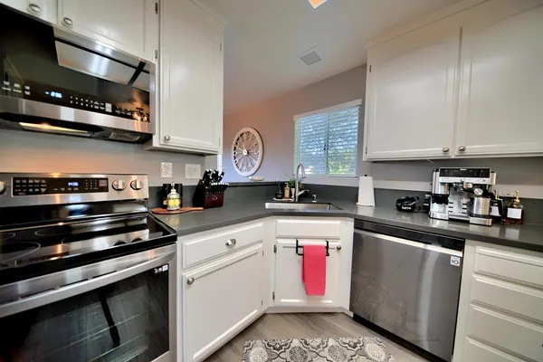 $799,999 | 1002 Pinehurst Court, Concord, CA 94521