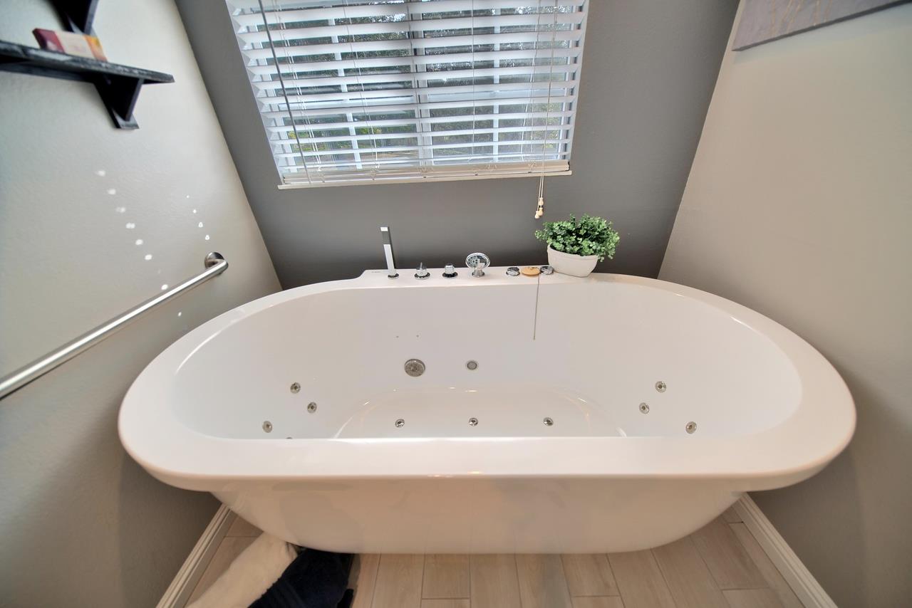 1002 Pinehurst Court Concord, CA 94521 - Photo 53 of 75