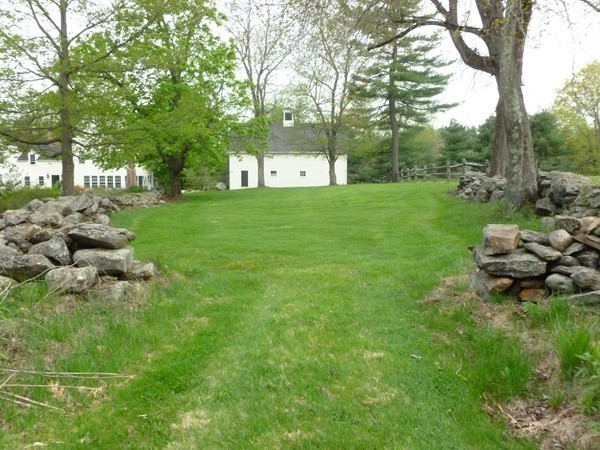51 Nourse Road Bolton, MA 01740 - Photo 5 of 30