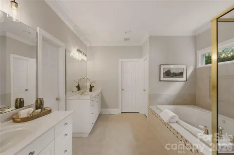 $1,325,000 | 12414 3 Lakes Drive, Charlotte, NC 28277
