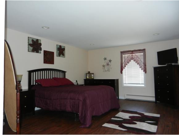 53 Lane Road Derry, NH 03038 - Photo 5 of 15