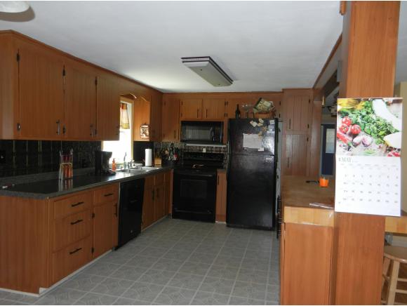 53 Lane Road Derry, NH 03038 - Photo 8 of 15