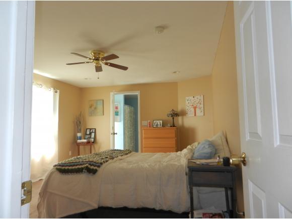 53 Lane Road Derry, NH 03038 - Photo 10 of 15