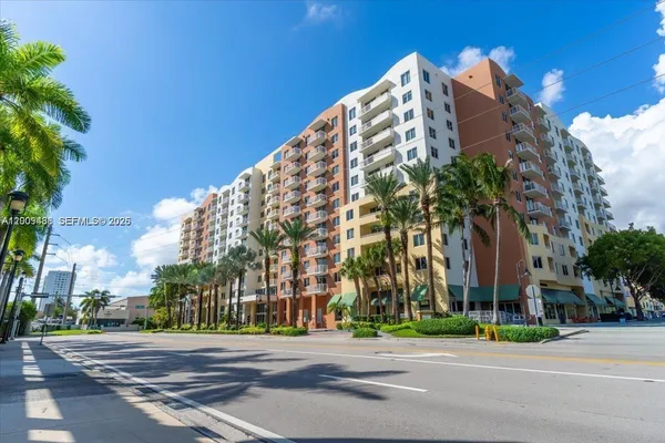 $3,200 | 18800 Northeast 29th Avenue, Unit 302, Aventura, FL 33180