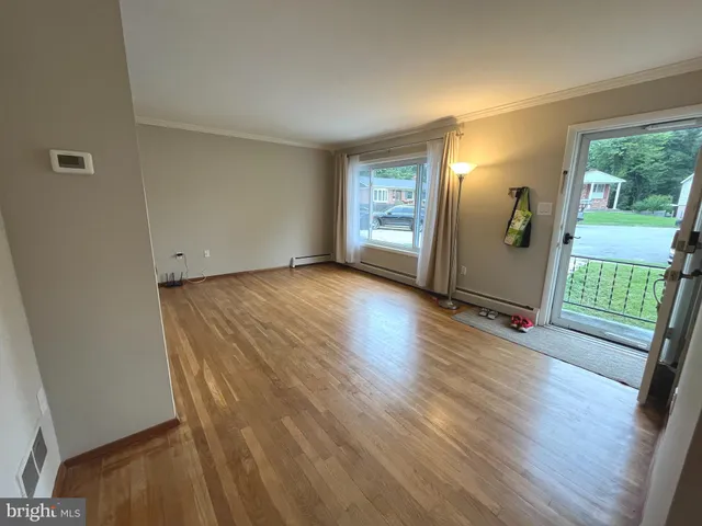 $3,400 | 14915 Daytona Court, Woodbridge, VA 22193