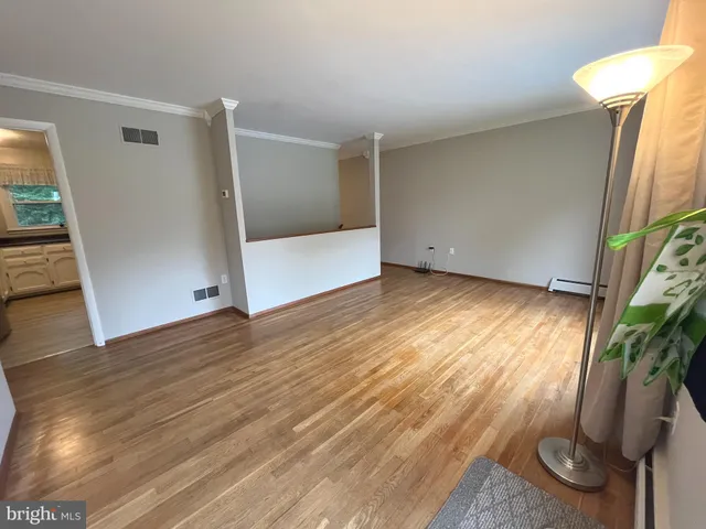 $3,400 | 14915 Daytona Court, Woodbridge, VA 22193