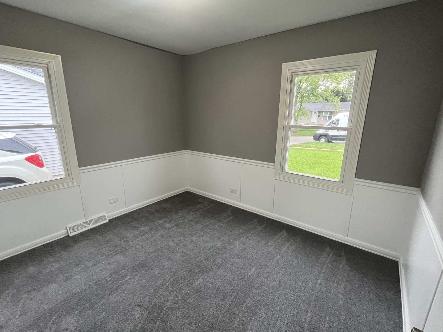 207 MacGregor Road Lockport, IL 60441 - Photo 11 of 14 a view of an empty room with a window