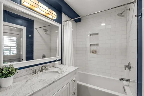 $799,000 | 968 Chestnut Street, Unit 968, Newton, MA 02464