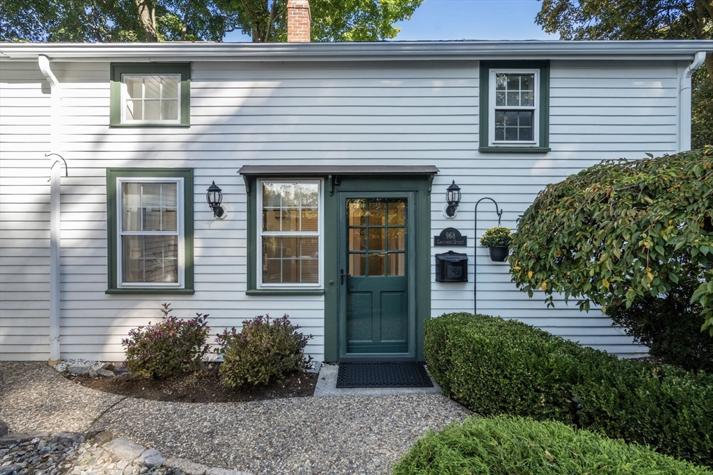 968 Chestnut Street, Unit 968 Newton, MA 02464 - Photo 2 of 25