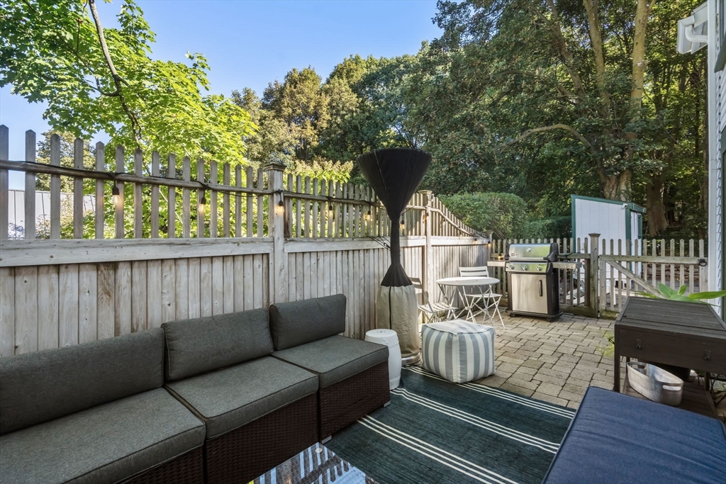 968 Chestnut Street, Unit 968 Newton, MA 02464 - Photo 21 of 25