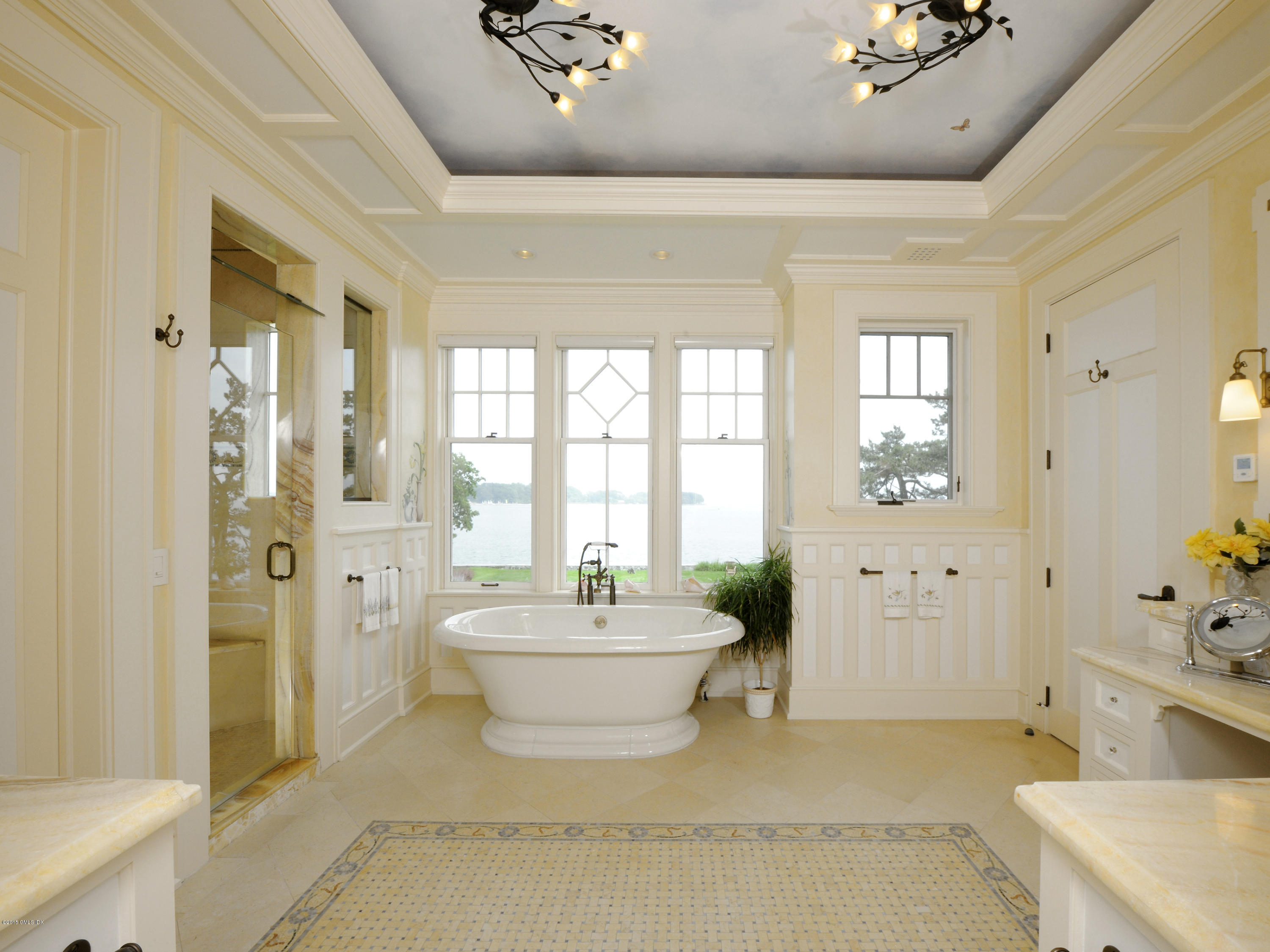 10 Pilot Rock Lane Riverside, CT 06878 - Photo 10 of 17 Mstr bath