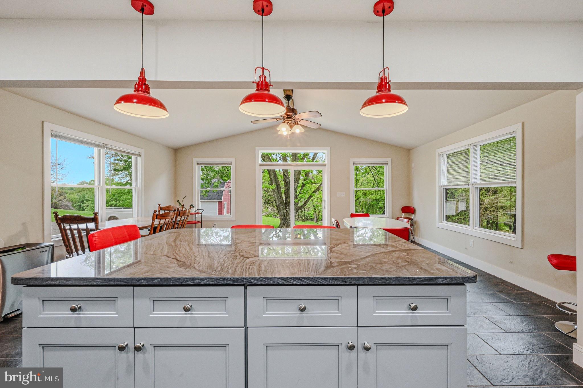 203 Northbank Road Landenberg, PA 19350 - Photo 4 of 12