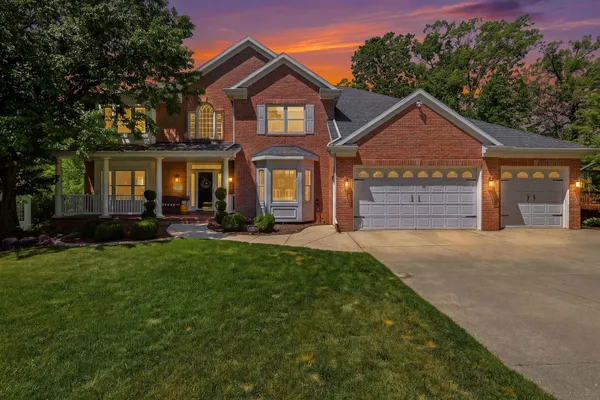 $697,000 | 14 Oakridge Court, Fond du Lac, WI 54937