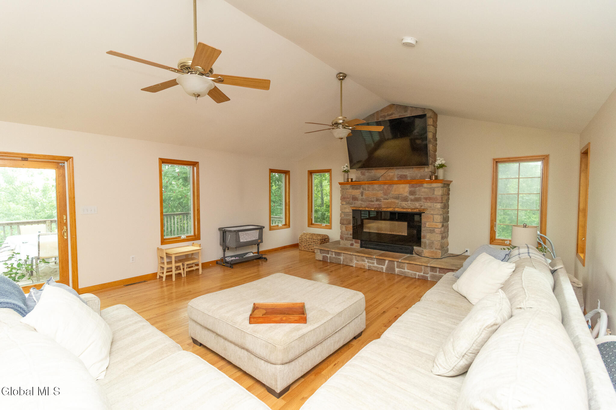 422 Sacandaga Road Perth, NY 12095 - Photo 6 of 80 422 Sacandaga Rd-14