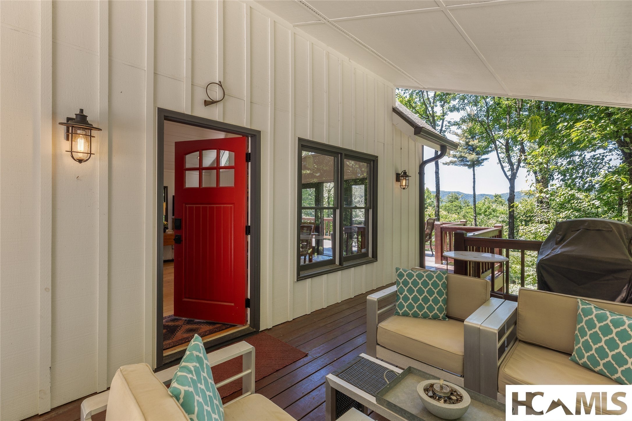 6 Rockledge Road Sapphire, NC 28774 - Photo 11 of 79 Gallery Image 11