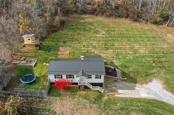 $172,500 | 161 Petroleum Avenue, Claysville, PA 15323