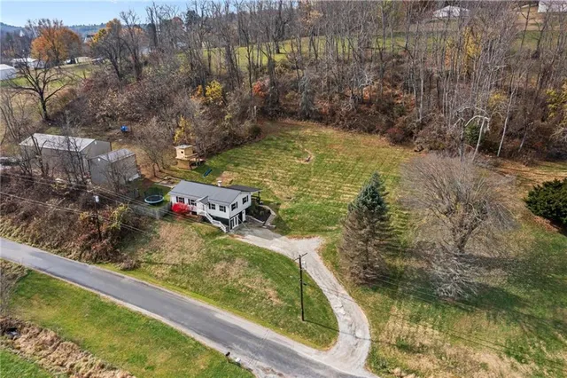 $187,900 | 161 Petroleum Avenue, Claysville, PA 15323