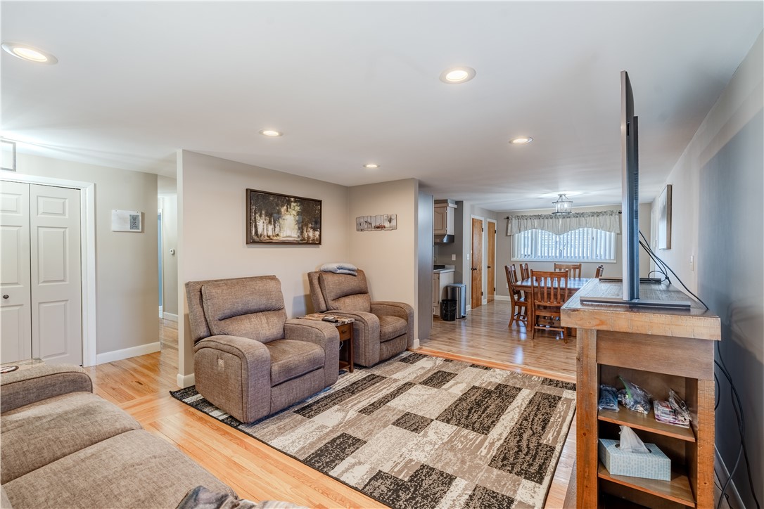 1785 West Shore Road Warwick, RI 02889 - Photo 11 of 43