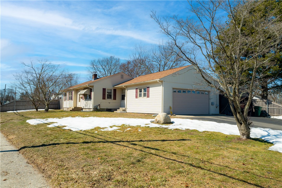 1785 West Shore Road Warwick, RI 02889 - Photo 3 of 43