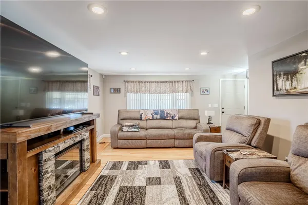 $450,000 | 1785 West Shore Road, Warwick, RI 02889