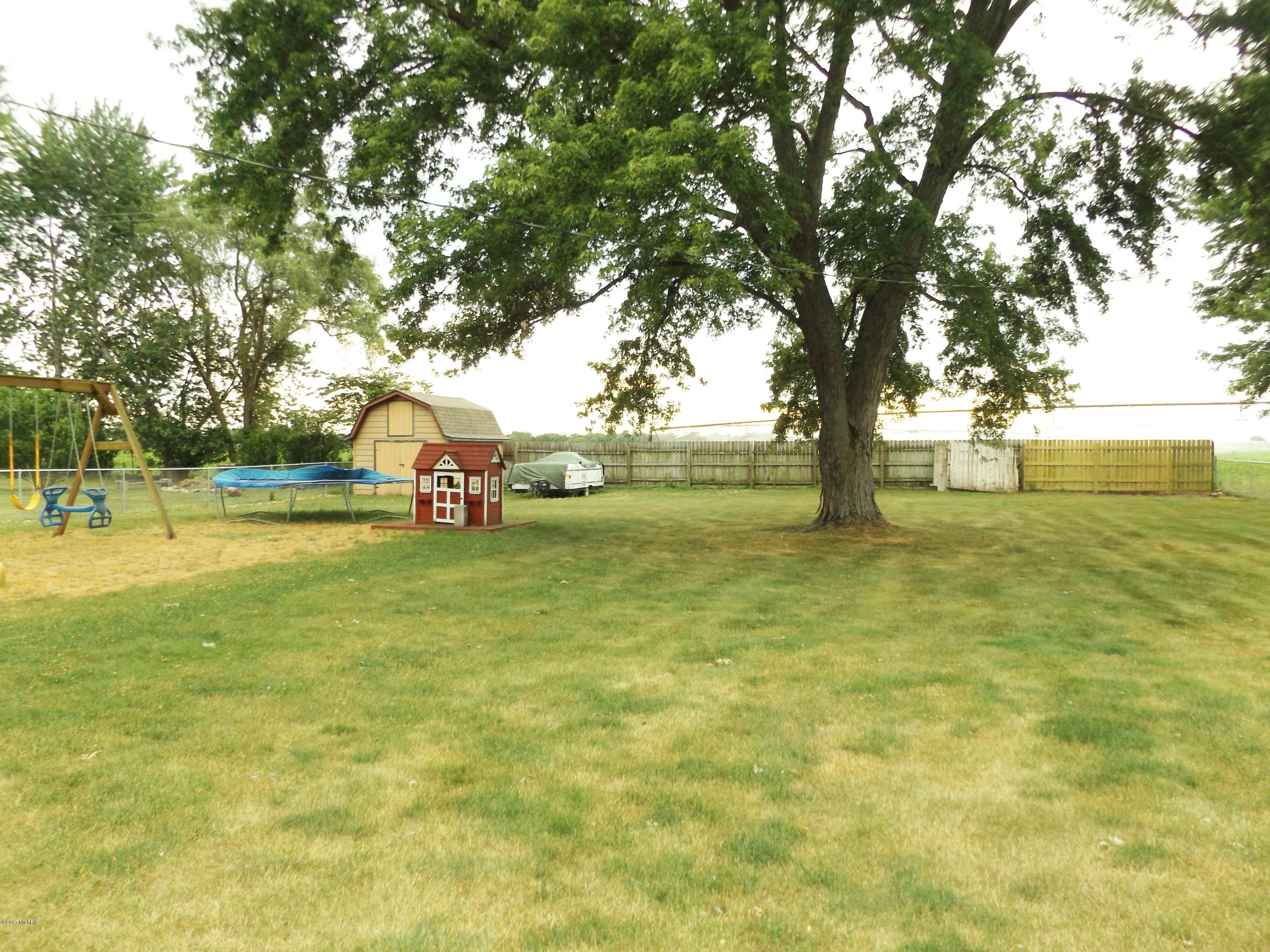68420 Lutz Road White Pigeon, MI 49099 - Photo 17 of 19 DSCF3446