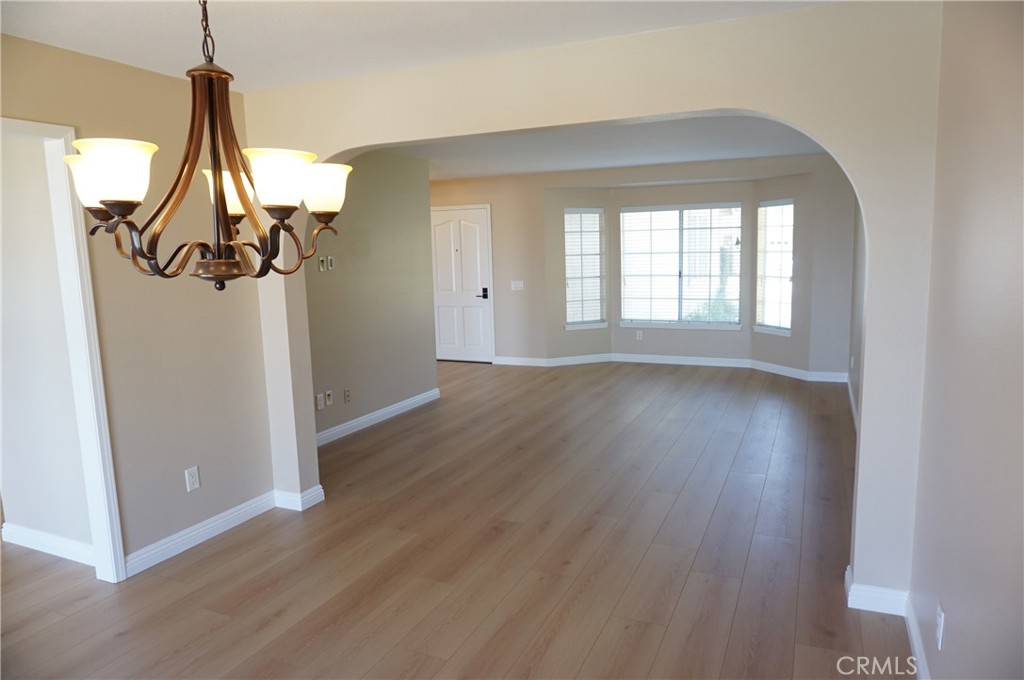 19584 Shadow Glen Circle Porter Ranch, CA 91326 - Photo 5 of 75