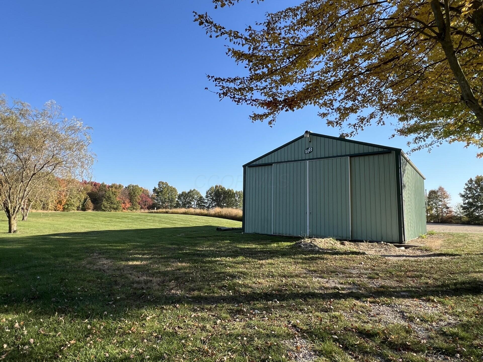 7520 Condit Road Centerburg, OH 43011 - Photo 11 of 14 Condit Rd Outbuilding