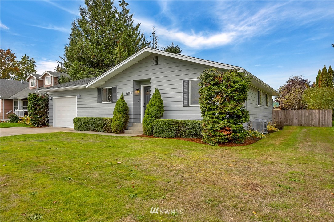 8535 Vinup Road Lynden, WA 98264 - Photo 1 of 22 Gallery Image 1
