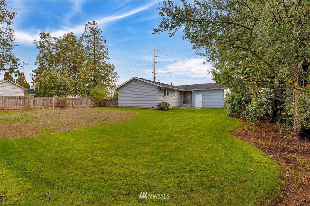 8535 Vinup Road Lynden, WA 98264 - Photo 4 of 22 Gallery Image 4