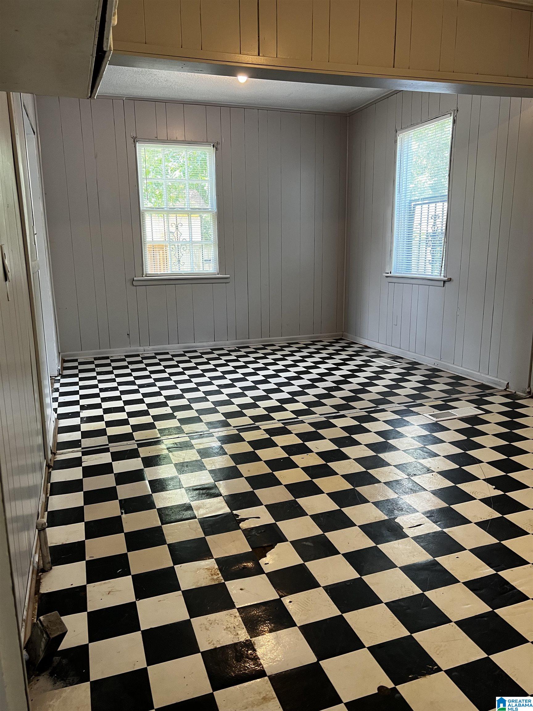 2122 Fulton Avenue Southwest Birmingham, AL 35211 - Photo 5 of 10