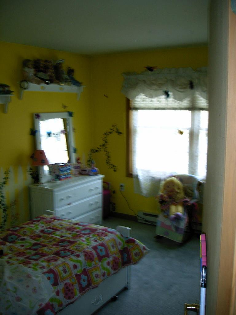 30 Timber Hill Road Henryville, PA 18332 - Photo 7 of 8 Bedroom 2