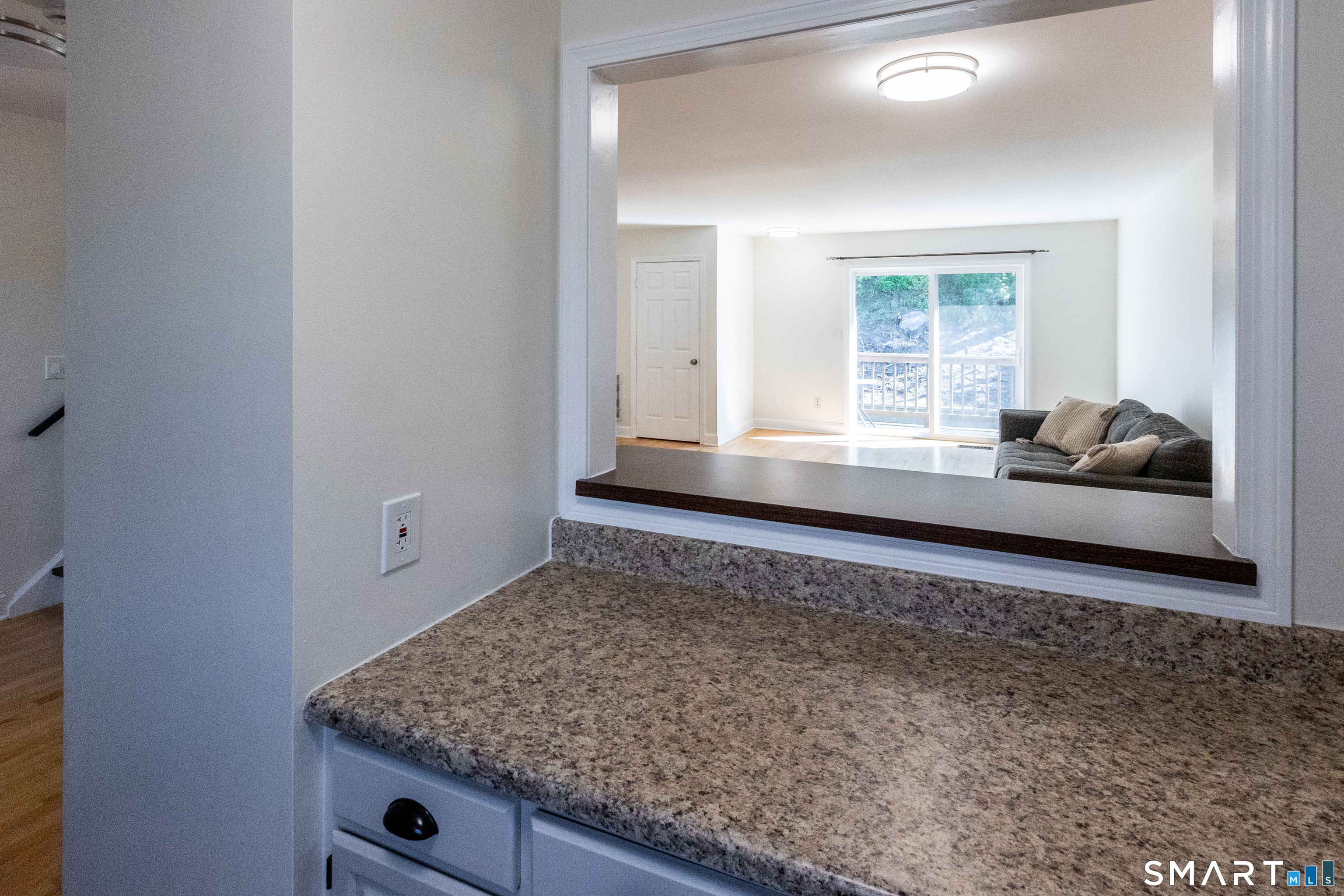 75 Commodore Cmns, Unit 75 Derby, CT 06418 - Photo 15 of 39