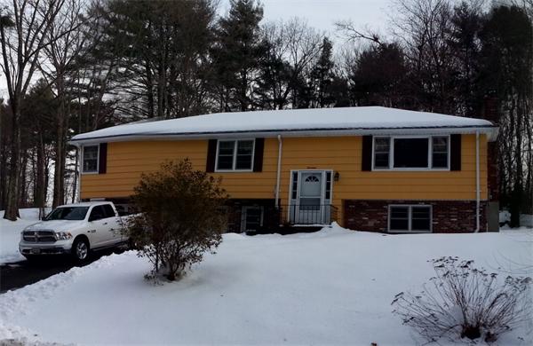 14 Chris Road Oxford, MA 01540 - Photo 1 of 14 Gallery Image 1