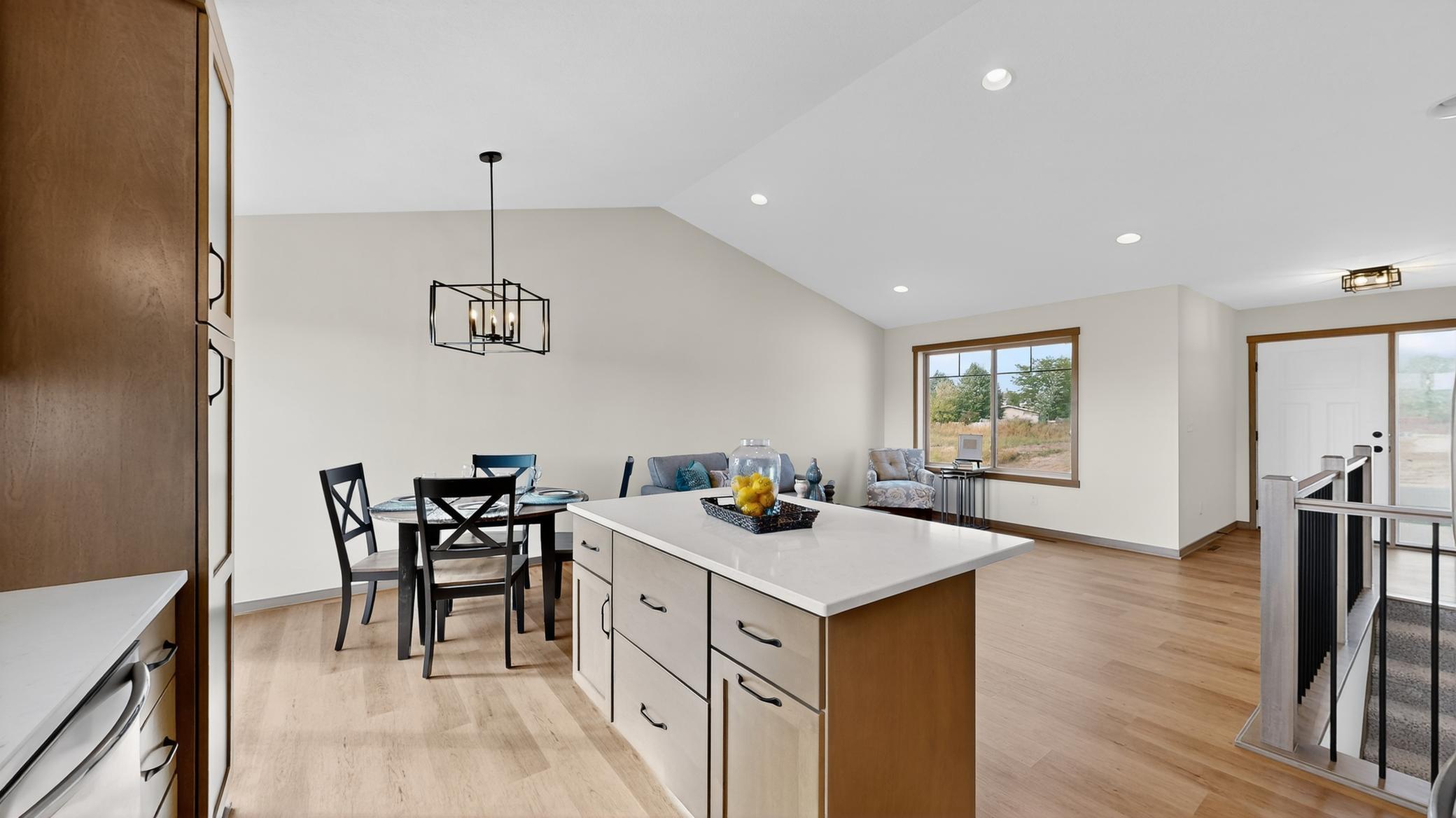 6238 Cody Lane Northwest Rochester, MN 55901 - Photo 7 of 38