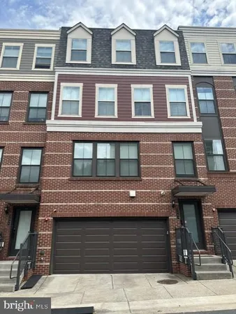 $1,075,000 | 3961 Norton Place, Fairfax, VA 22030