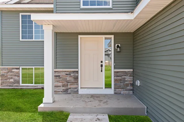 $429,900 | 593 Sienna Drive, Watertown, MN 55388