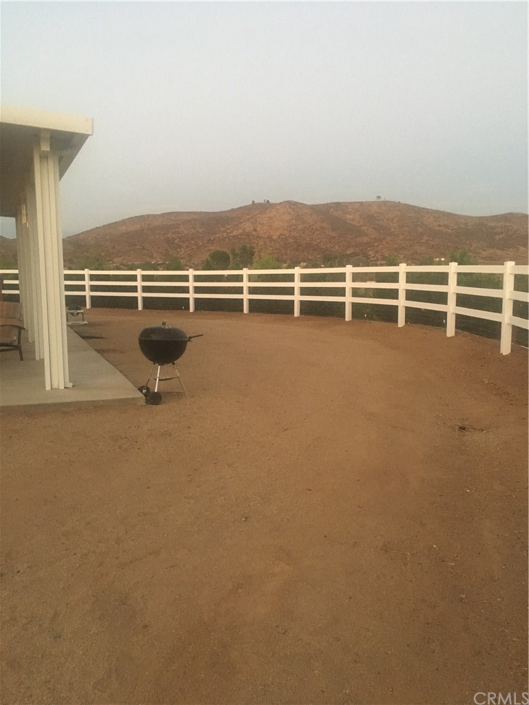 39423 Grassy Road Temecula, CA 92592 - Photo 32 of 39
