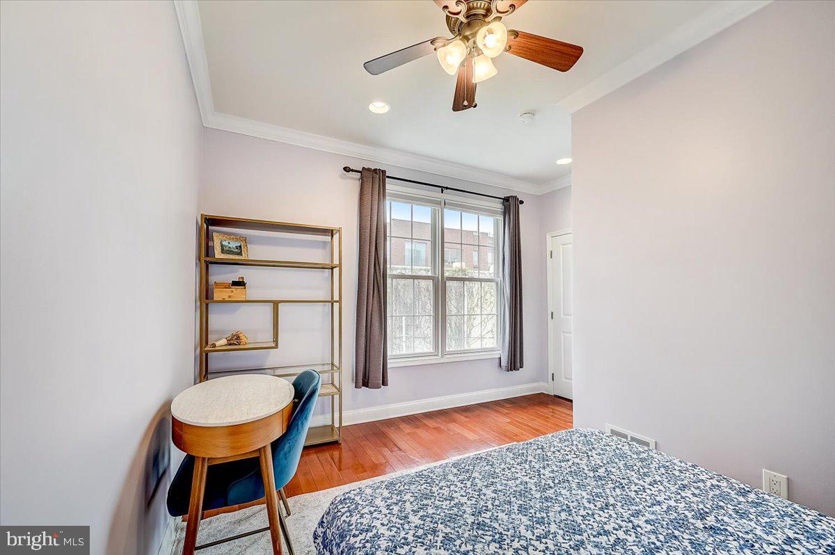 2108 Carpenter Street Philadelphia, PA 19146 - Photo 16 of 38 2nd Floor (Additional Bedroom)