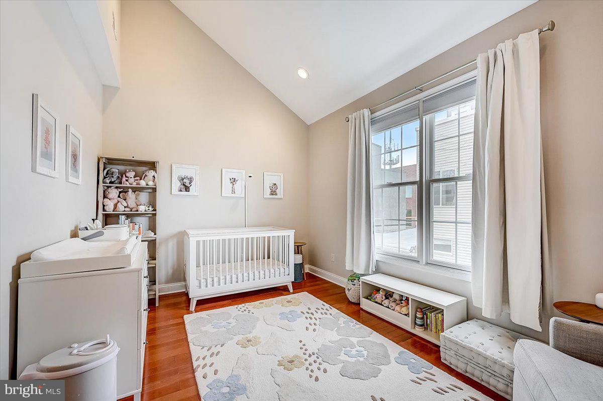 2108 Carpenter Street Philadelphia, PA 19146 - Photo 24 of 38 3rd Floor (Additional Bedroom)